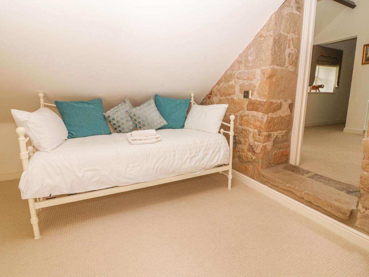 The Tack Room Cottage Ashover Exterior photo